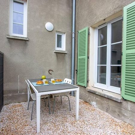 Appartement Avec Terrasse Et Parking, A Meaux Luaran gambar